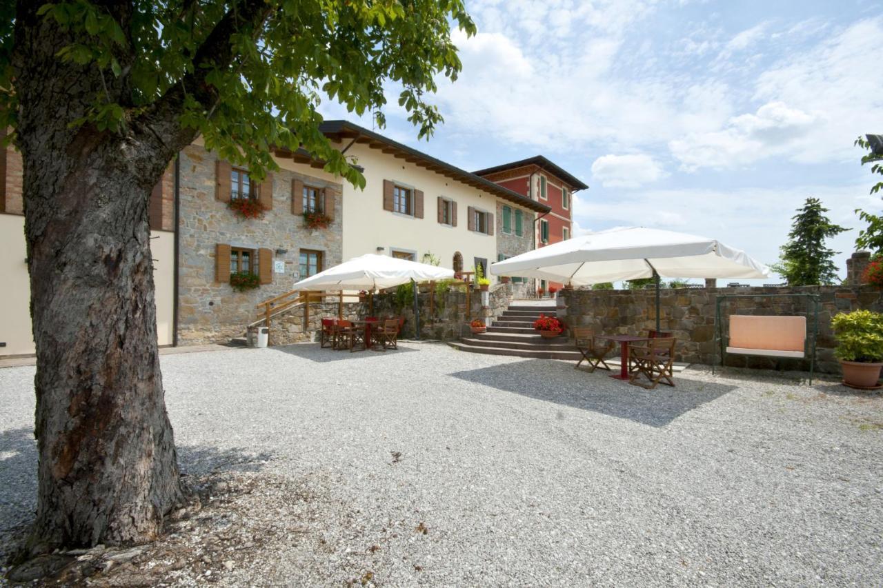 Alloggio Agrituristico Corte San Biagio Corno di Rosazzo Exterior foto